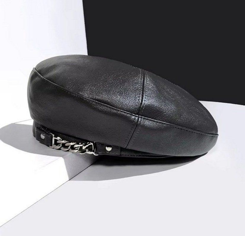 Copricapi, berretti & cappellini: 3x Barett-Hüten aus PU-Leder - chapeaux bérets – Nuovo e nell'imballaggio originale da Lausanne venduto da FASHION-WORLD-SHOP 4