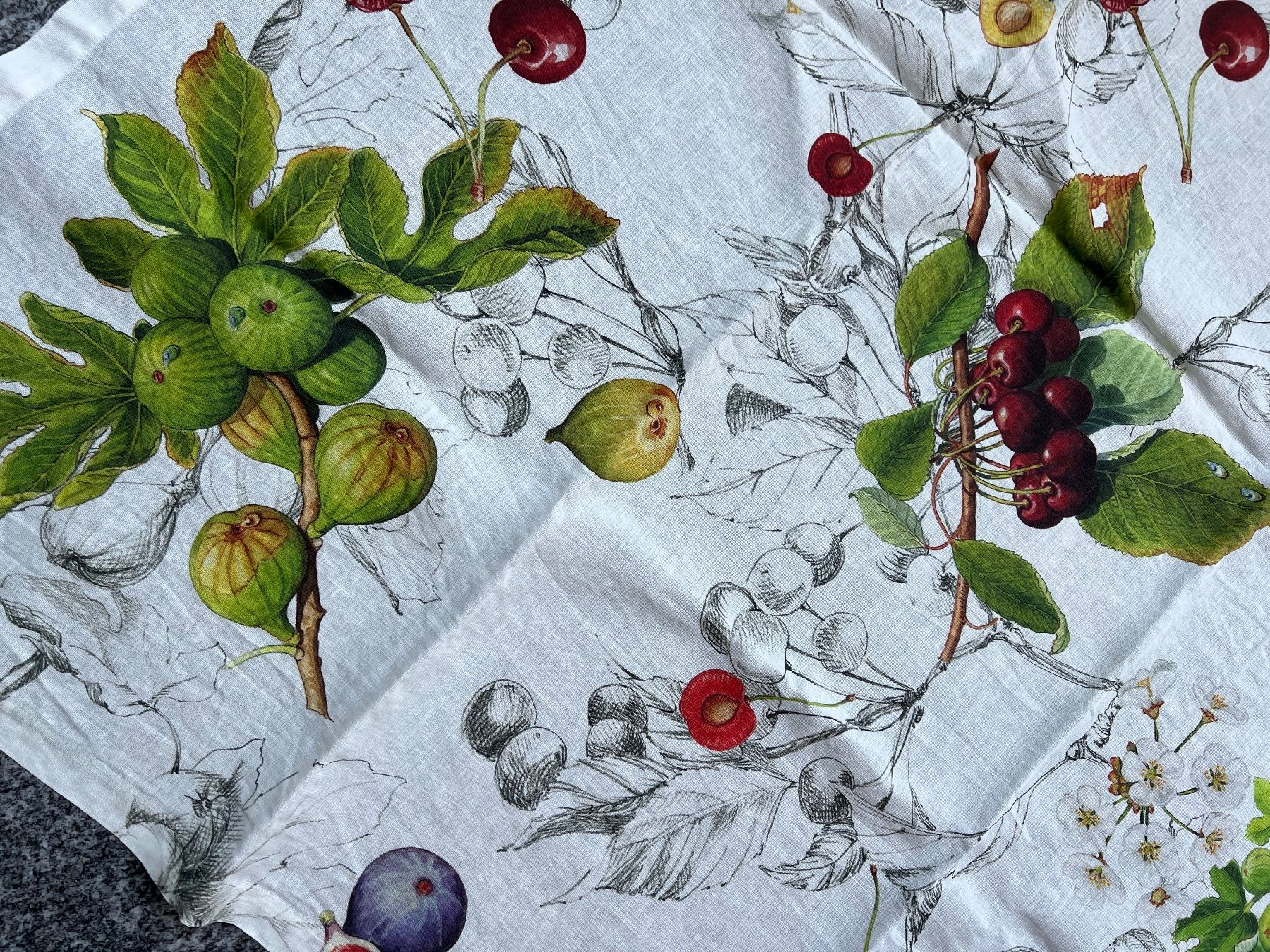 Sonstige Tischwäsche: Tischdecke – Gebraucht aus Remigen von Orlana7 1