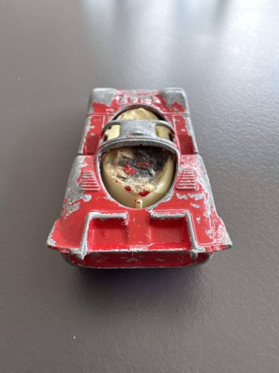 Spielzeuge: Spielzeugauto rot/silber gebraucht – Gebraucht aus Altdorf UR von pasgi1982 3