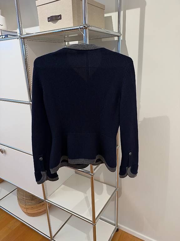 Chanel Jacken: CHANEL CARDIGAN NAVY – Neu (gemäss Beschreibung) aus Schwyz von bofb 5