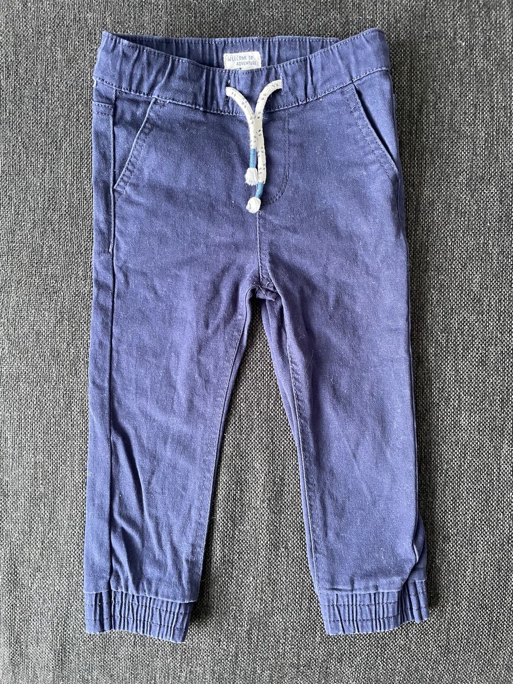 Pantalons: Gr.92 Kleinkinder Jogger Jeans – D'occasion à Kaltbrunn par mar_7jpc