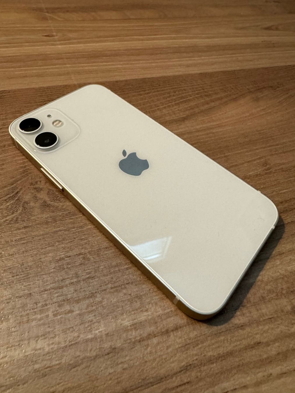 Apple Telefoni cellulari / Smartphones: Apple iPhone 12mini - 128GB weiss – Usato da Uster venduto da timroth 1