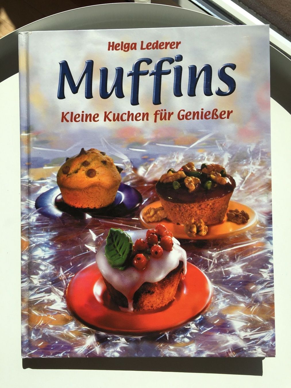 Libri: Backbuch Muffins süss und deftig – Nuovo (secondo la descrizione) da St. Urban venduto da uschi73