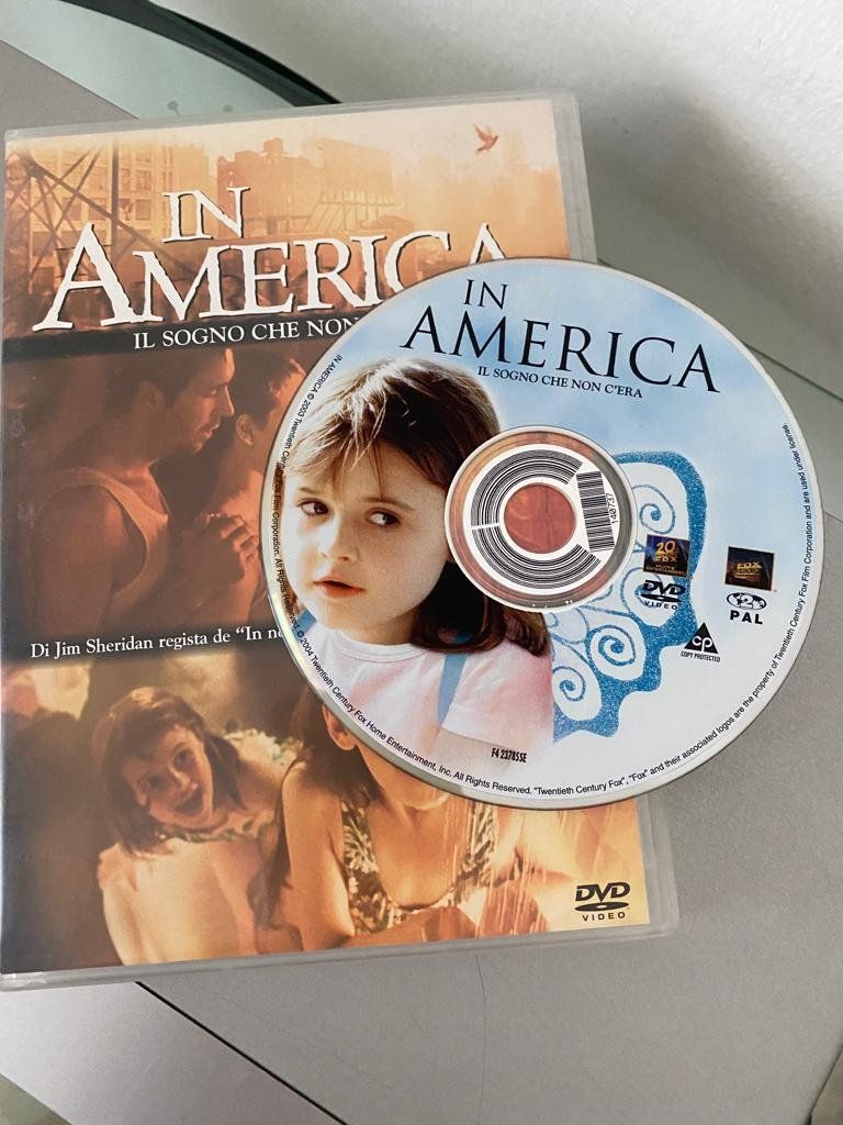 Tutti i DVDs: In America DVD – Usato da Zürich venduto da Niro0405