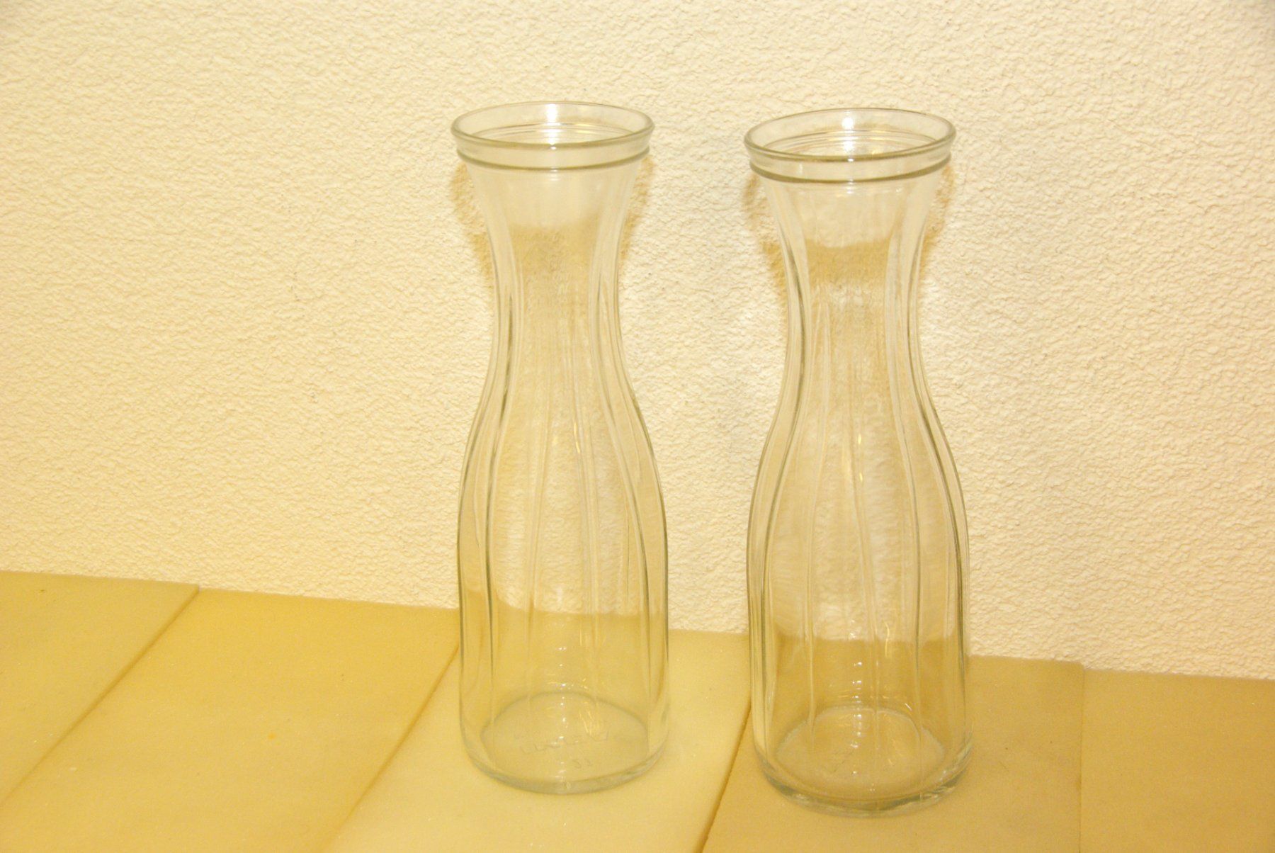 2x IKEA Wasserkaraffen 10288, transparent (Gebraucht) in Herisau für CHF 1 – mit Lieferung auf Ricardo kaufen