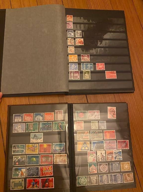 Tous les timbres: Briefmarkensammlung – D'occasion à St. Gallen par jan_5n7m 2