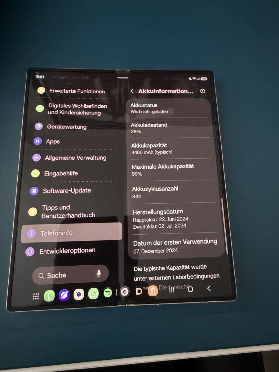 Samsung Handys / Smartphones: Samsung Galaxy Z Fold6 256GB – Gebraucht aus Uetikon am See von Stephi1992