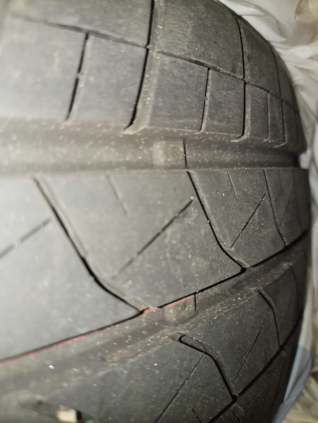 Pneumatici & Ruote complete: Bridgestone 215/60 R17 C Sommerpneu – Usato da Volketswil venduto da true_story 6