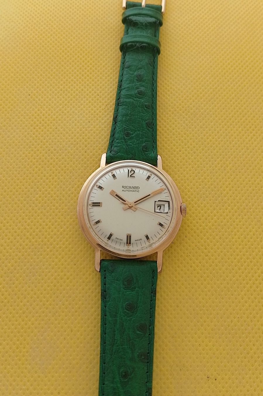 Orologi: Richard Automatic Herren Uhr mit Datum – Difettoso da Basel venduto da Tower65