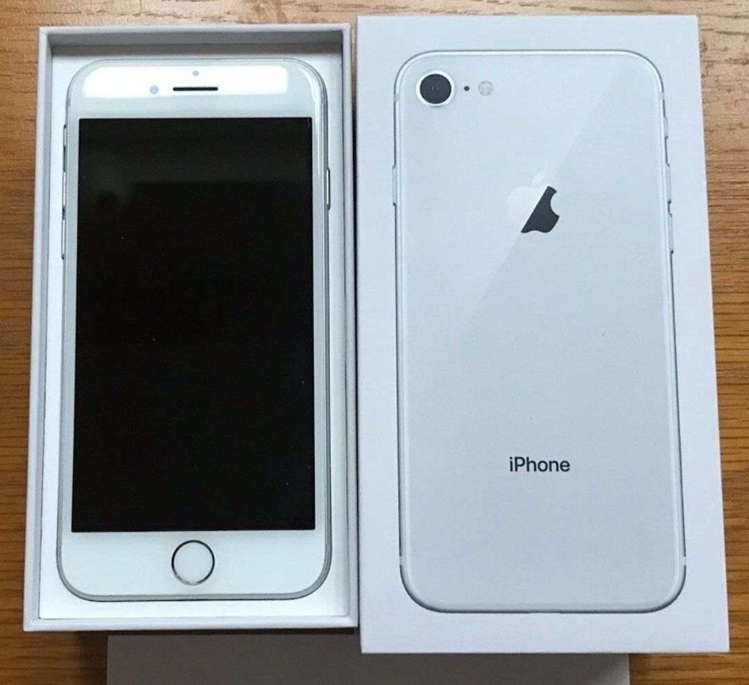 Apple Handys / Smartphones: Iphone 8 (64GB) Akku 100% – Gebraucht aus Luzern von Waince786