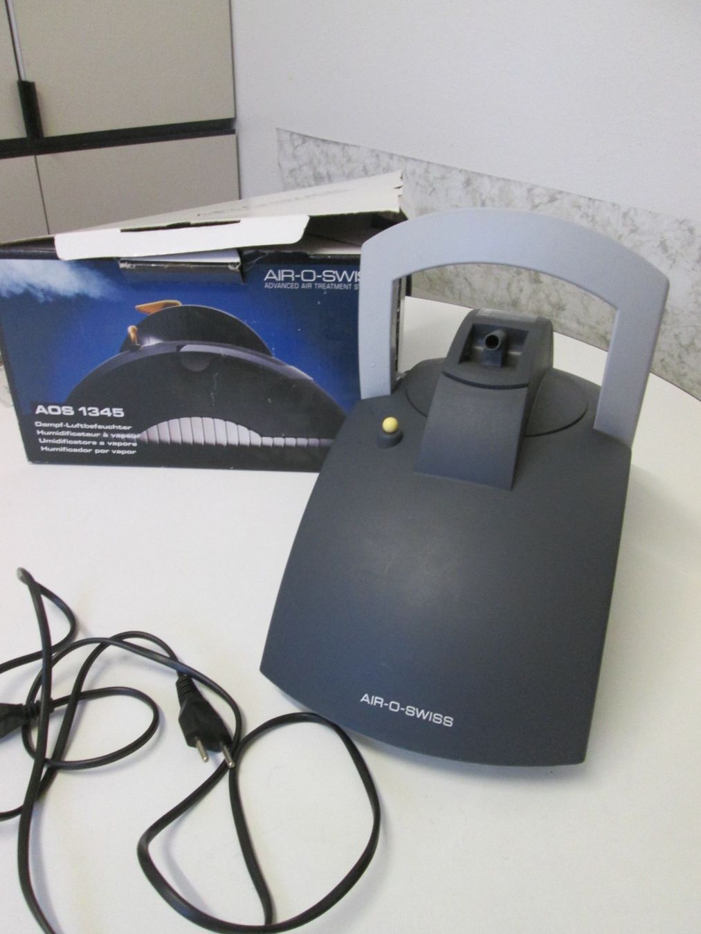 Umidificatori d'aria: Air-O-Swiss Dampfbefeuchter – Usato da Sementina venduto da babucia