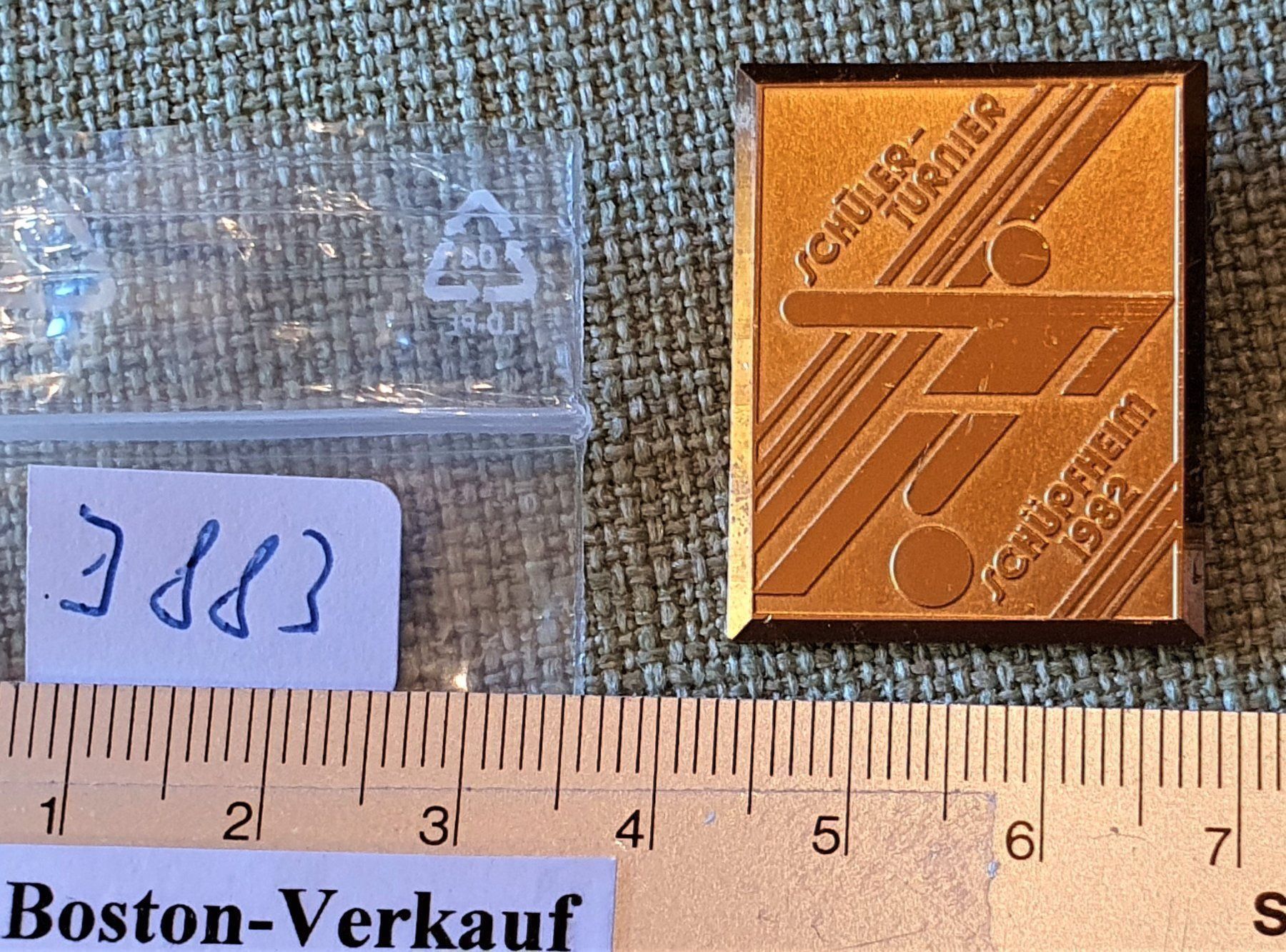 Medaglie: J883 - Schülerturnier 1982 Schüpfheim – Usato da Reinach BL venduto da Boston-Verkauf 2