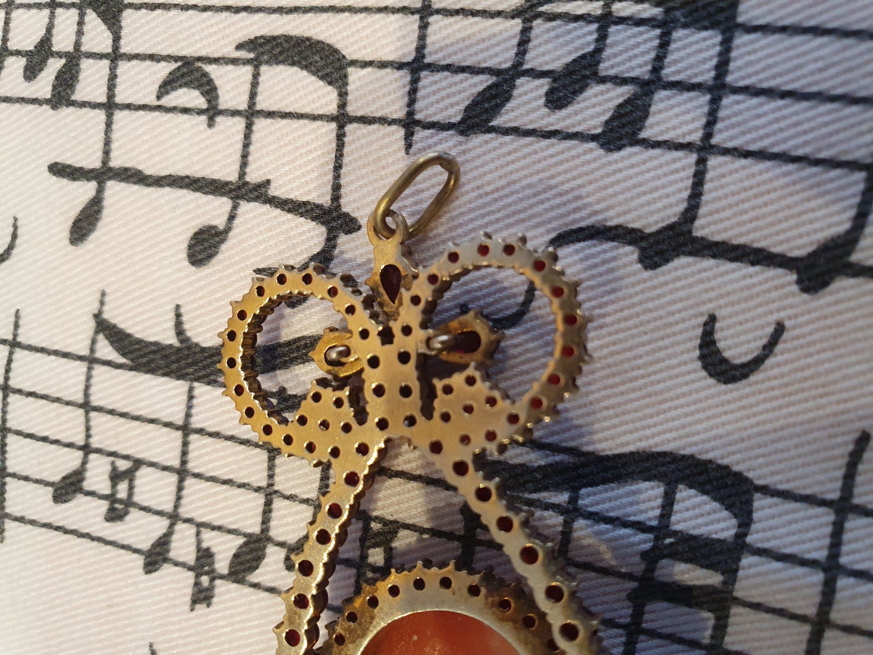 Anhänger: Eye-CatcherJugendstil Handarbeit in Form eines Anhängers.... – Gebraucht aus Wohlen AG von palmsprings 7