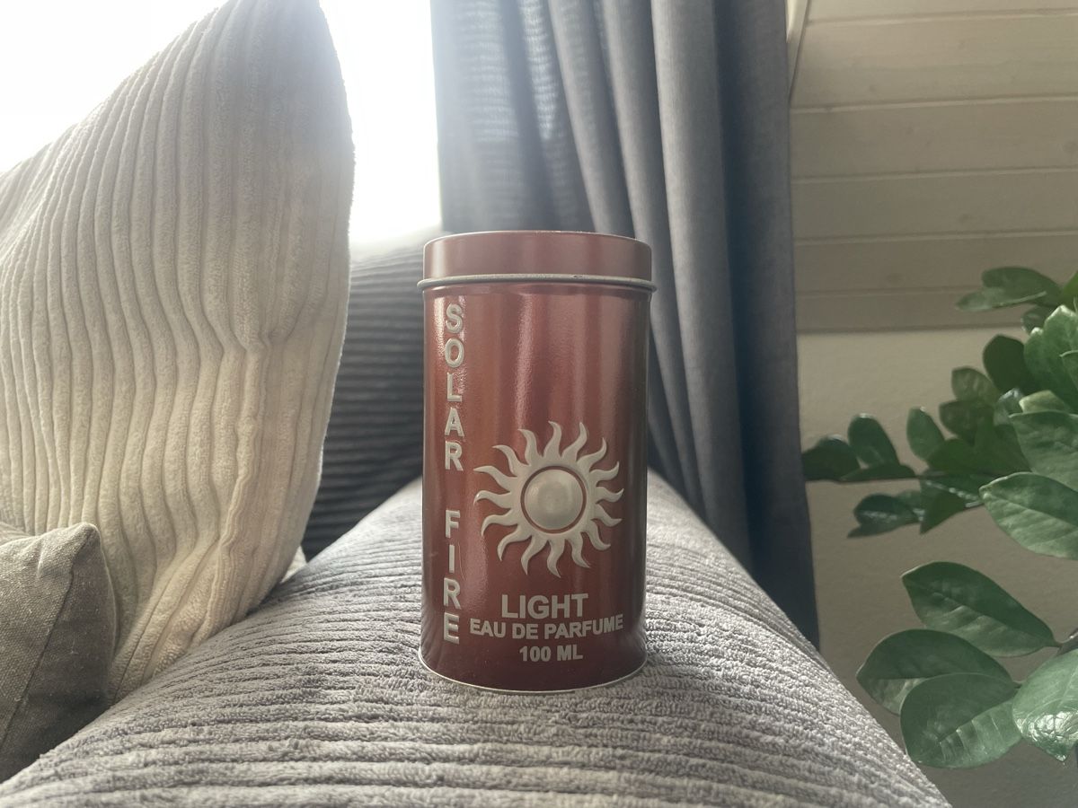Profumi & Eau de Toilette: Solar Fire Light Eau de Parfum 100 ml im Blechdose NEU – Nuovo (secondo la descrizione) da Schlatt TG venduto da PhilipG01