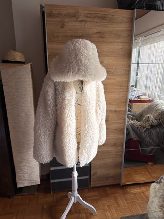 Kunstfell-Jacke Zara Neu (M)