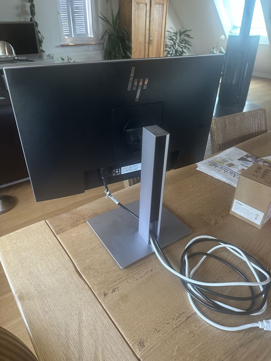 Hewlett Packard Ecrans: HP Display E233 LCD 23 Zoll – D'occasion à Kreuzlingen par Cybermax 1