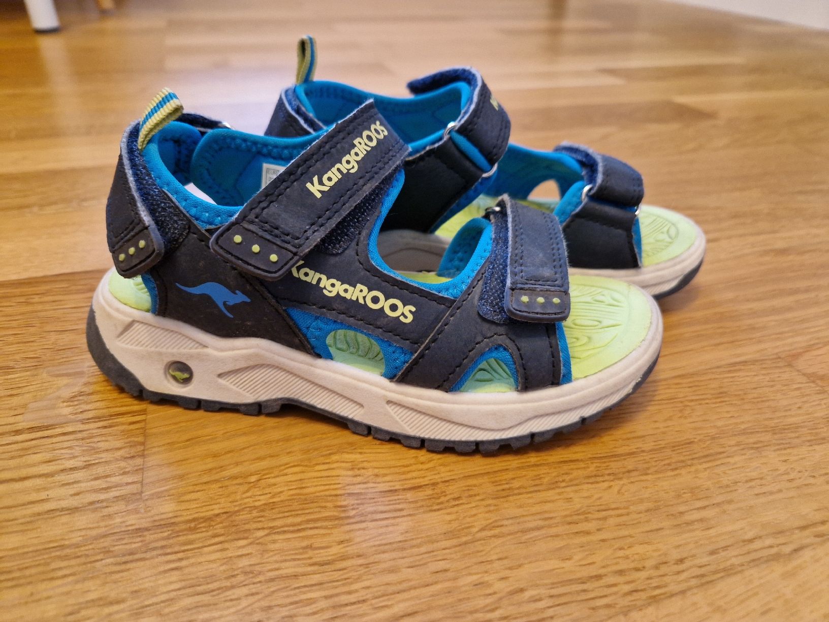 Scarpe per ragazzi: Sandalen Kangaroos Grösse 29 – Usato da Zürich venduto da nicinat