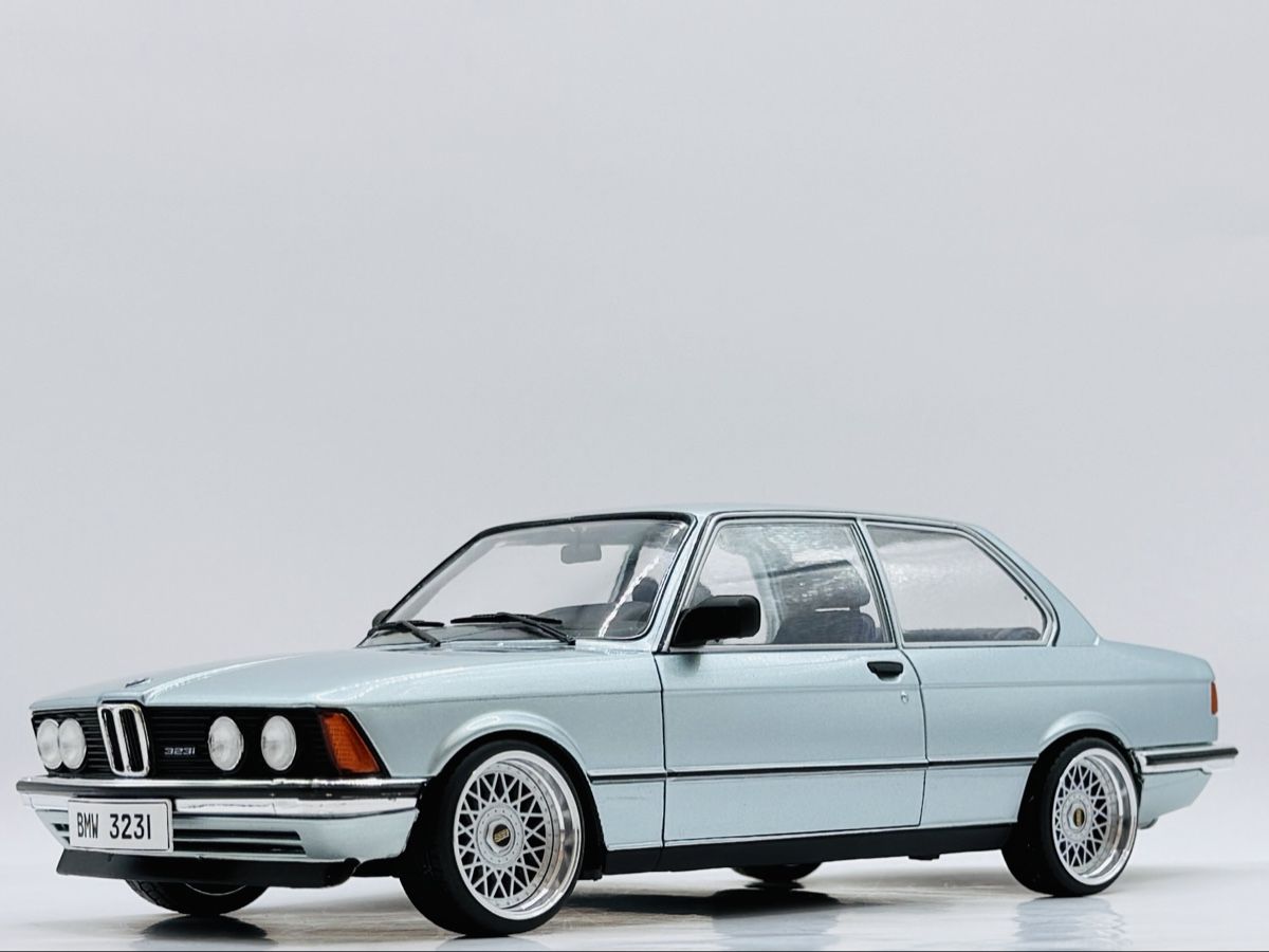 Solido Modellautos: 1:18 BMW 323i E21 Solido BBS Tuning – Neu (gemäss Beschreibung) aus Baar von Cai 5