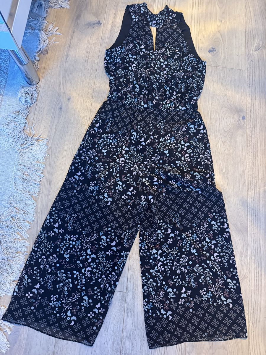 Ted Baker Tute: Marcila Jumpsuit Ted Baker – Usato da Zollikerberg venduto da juneja79 3
