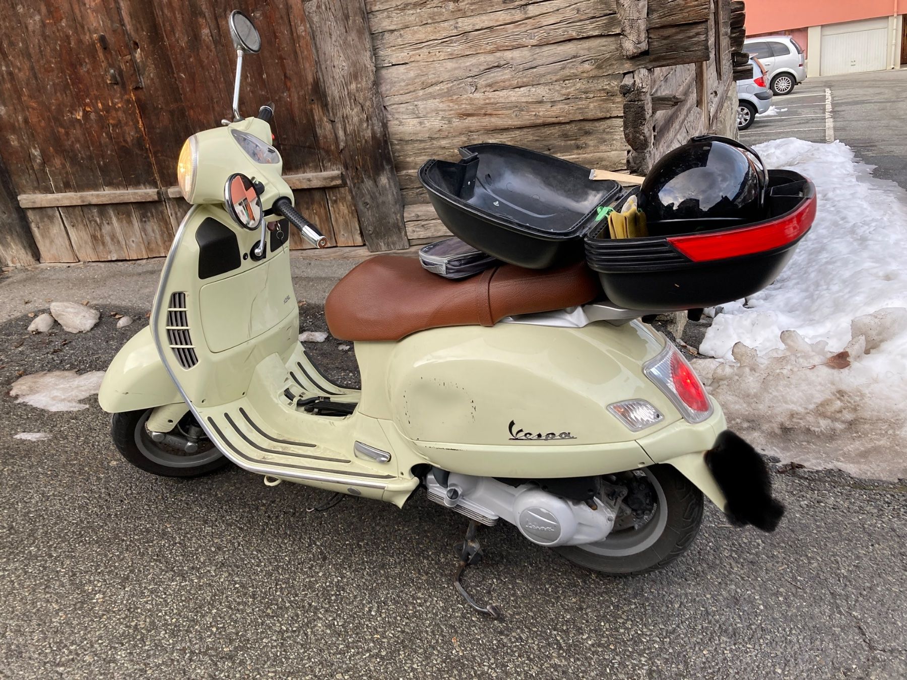 Vespa Scooter: Vespa Piaggio GT 125 – Usato da Martigny venduto da Cavag 1