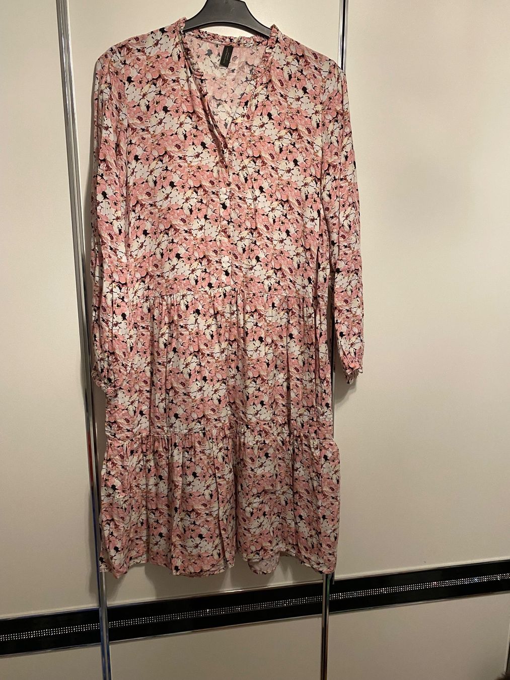 Vestiti: Damen Kleid gr.S 100% Viskose – Usato da Pfungen venduto da Sheki56