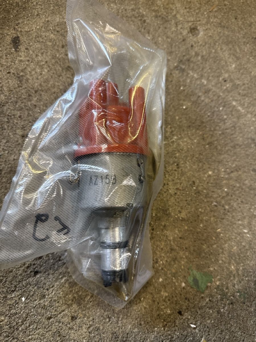 Porsche Tutti pezzi di ricambio auto: Porsche 914 zündverteiler  – Usato da Alten venduto da h2709