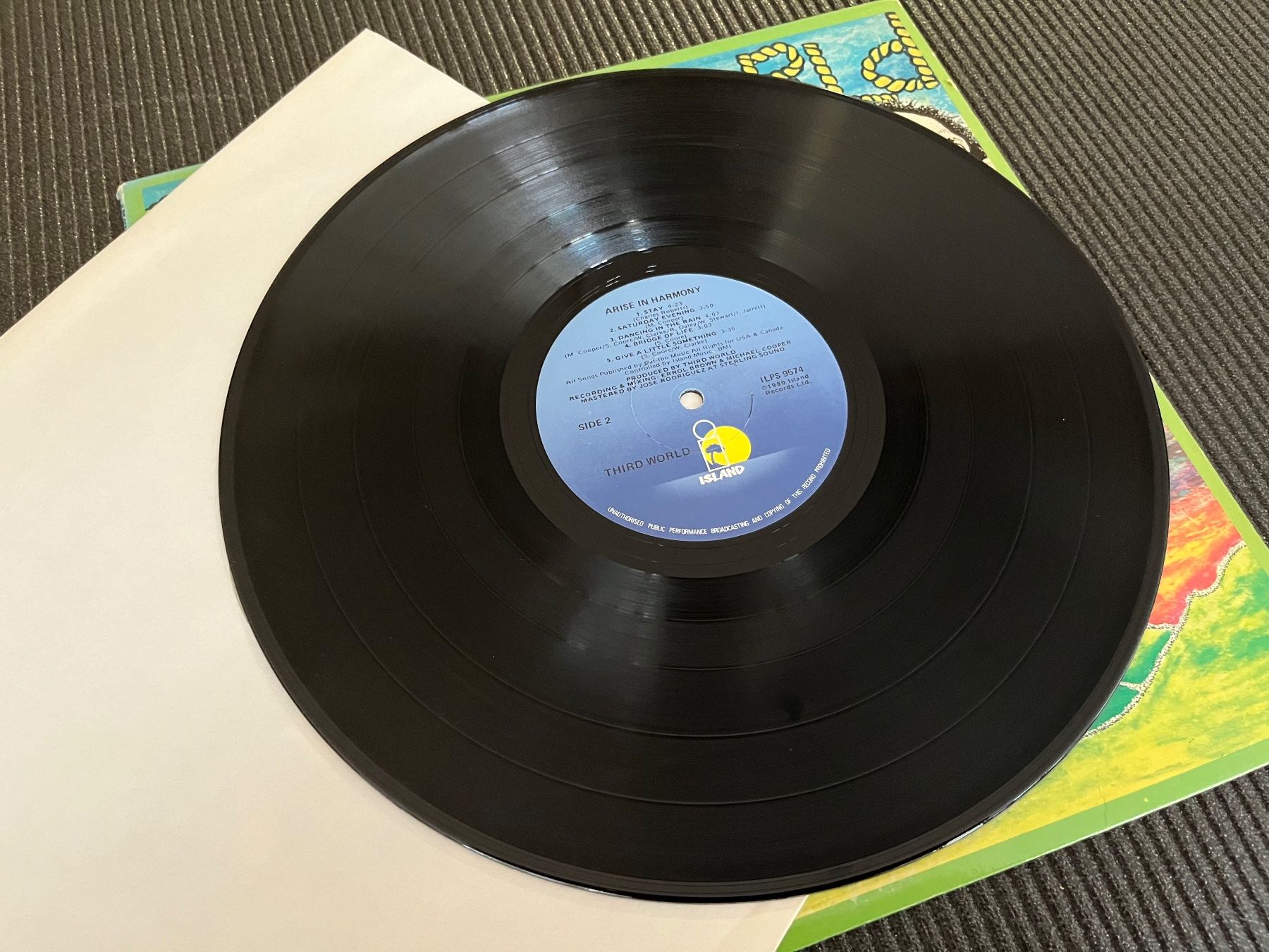 Schallplatten: Third World Arise in Harmony – Gebraucht aus Olten von Xtra 3