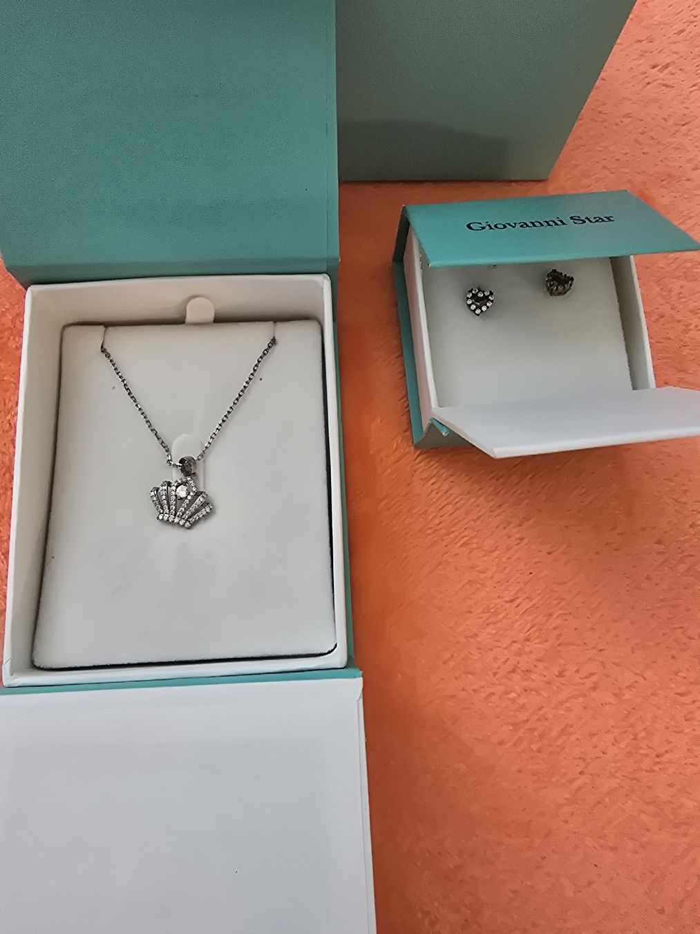 Altri gioielli: GiovanniJewellery Set, Silver Necklace & Earrings. – Usato da Landquart venduto da Pinay_ako 1