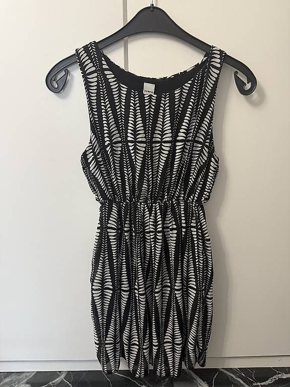 Kleider: Sommerkleid – Gebraucht aus Kriegstetten von suji18