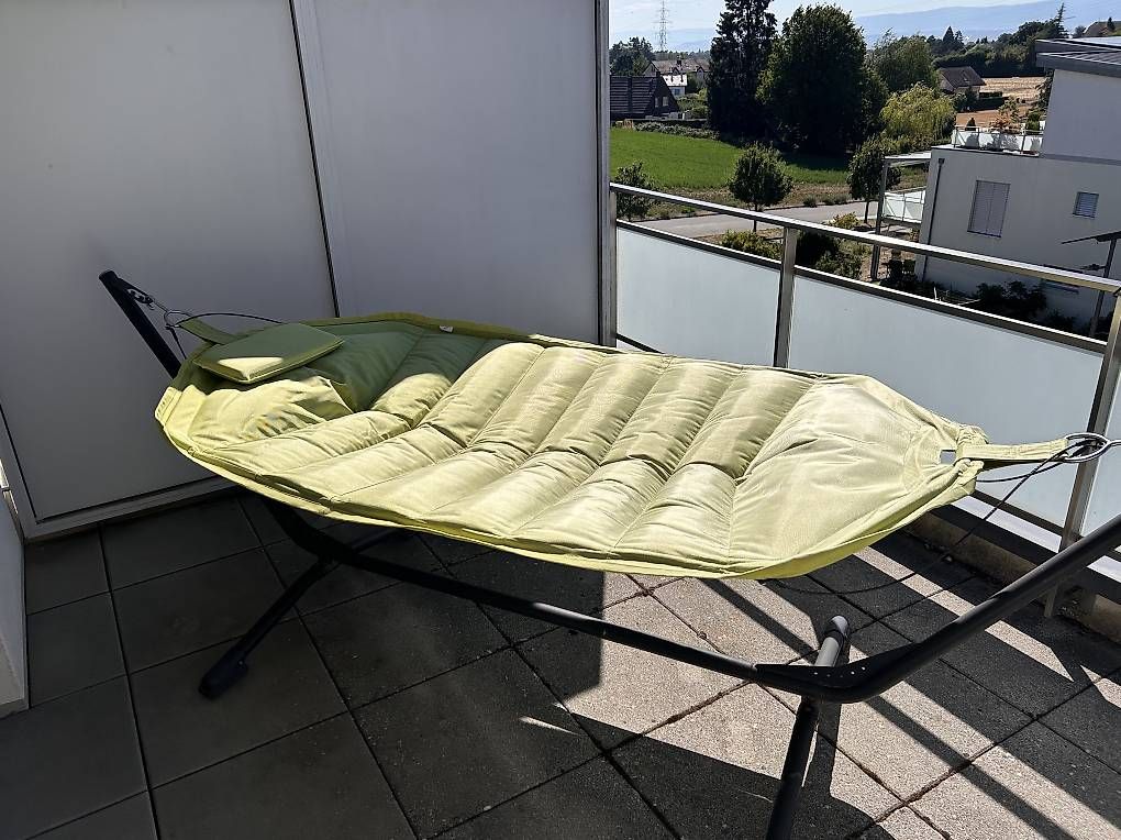 Amache: Hamac extérieur avec support – Usato da Cugy VD venduto da Dolbers