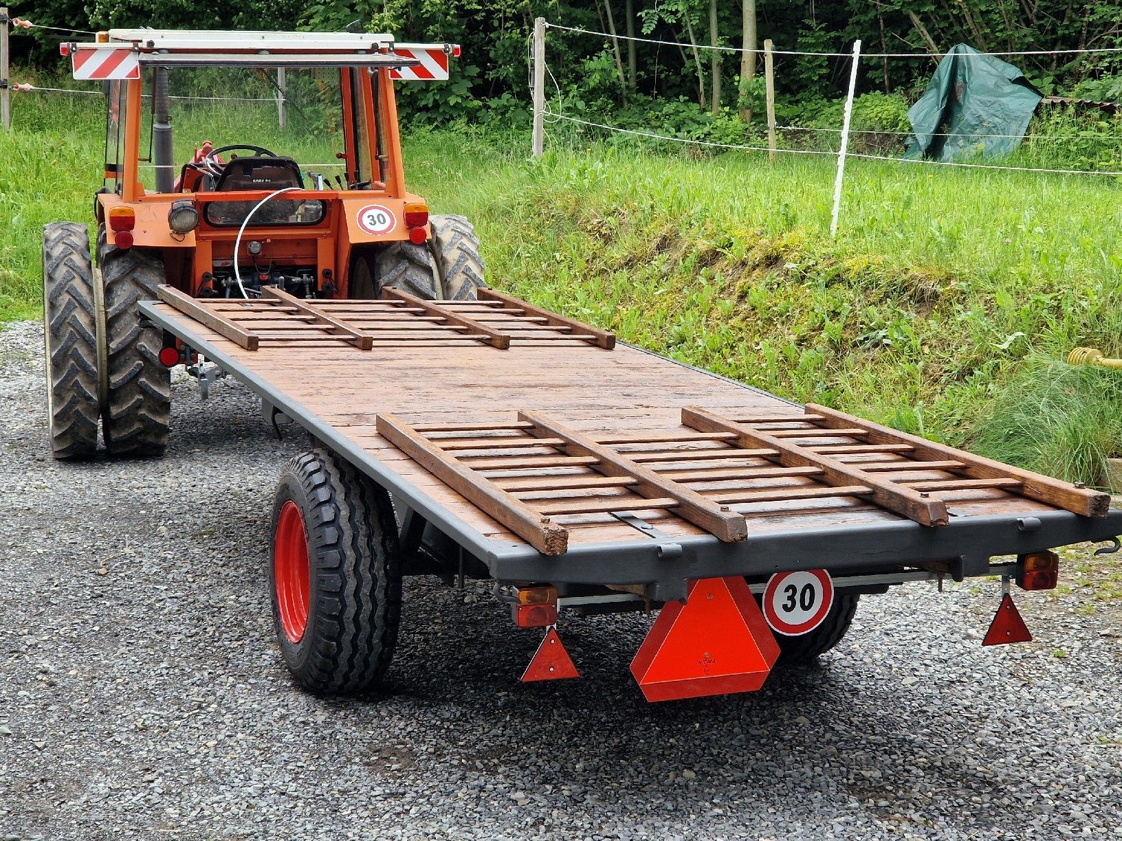 Rimorchi: Traktor- Anhänger / Brückenwagen – Usato da Unterkulm venduto da baghira2004 1