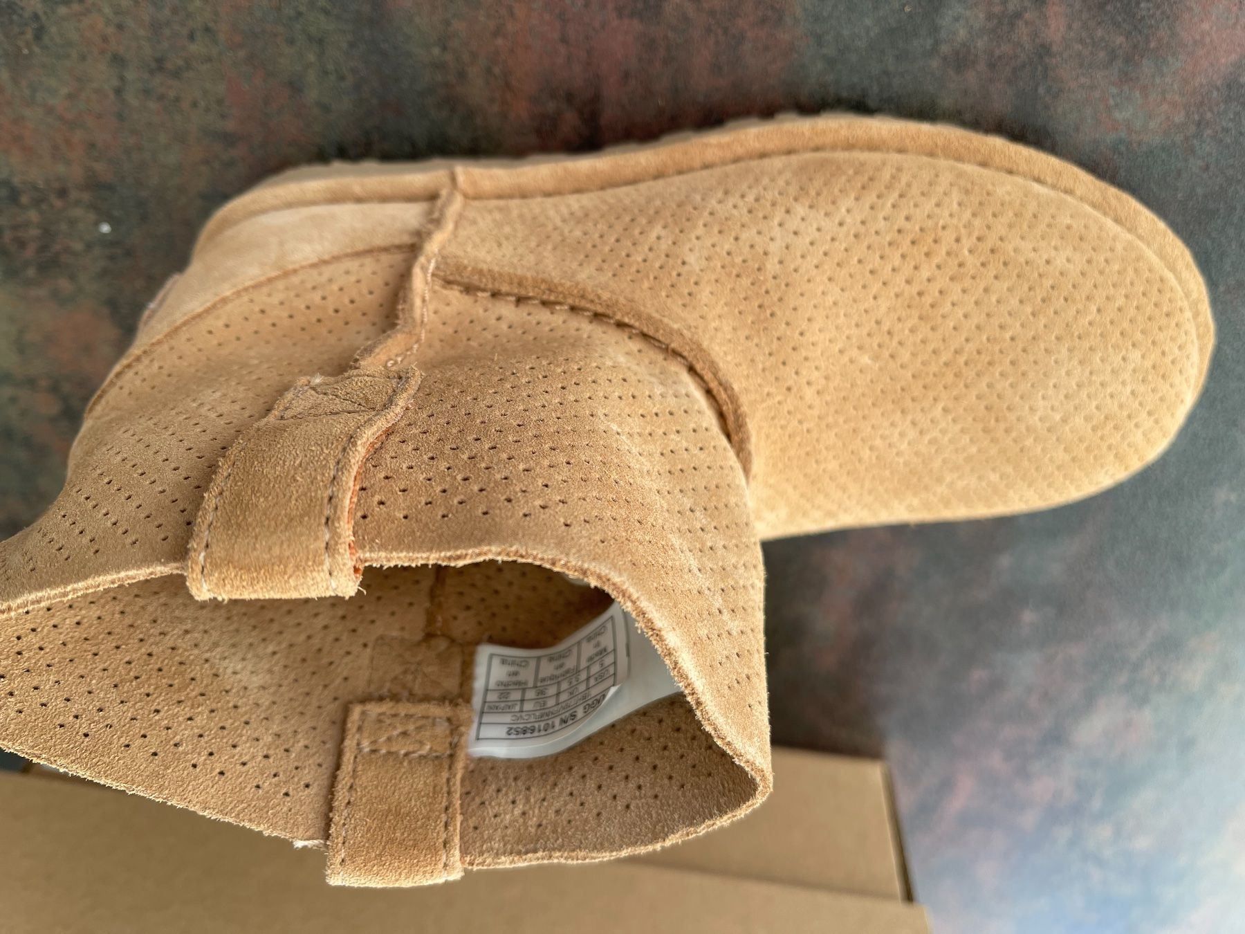 Ugg Scarpe da donna: UGG HALBSTIEFELS – Nuovo e nell'imballaggio originale da Fislisbach venduto da Brandopfer810 2