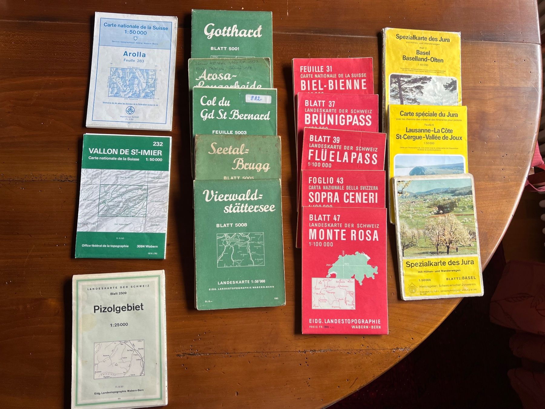 Cartoline: Cartes topographiques – Usato da Courrendlin venduto da john777