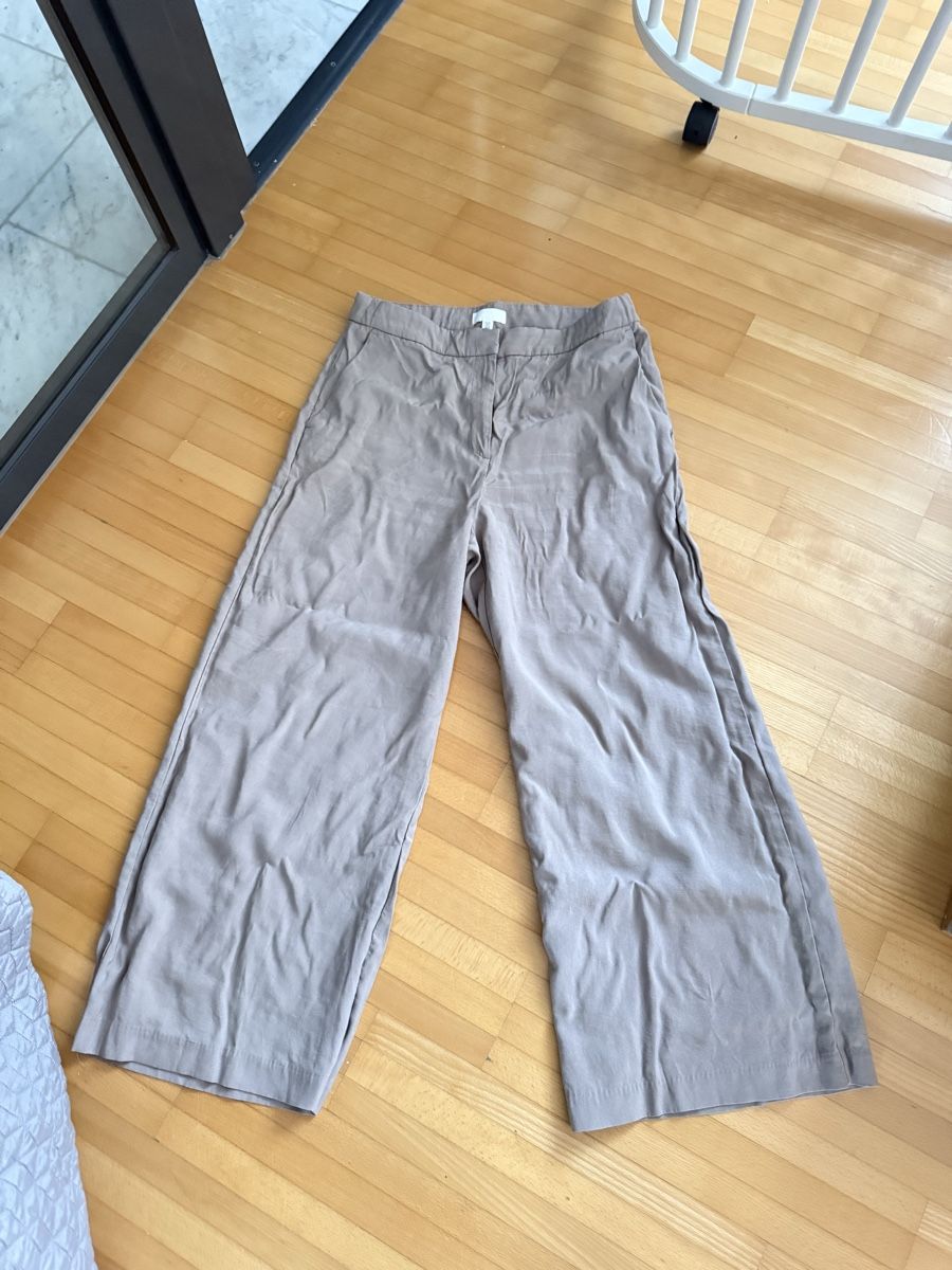 H&M Pantaloni: H&M Wide Leg Trousers - 46 – Usato da Ueberstorf venduto da man_p2fy