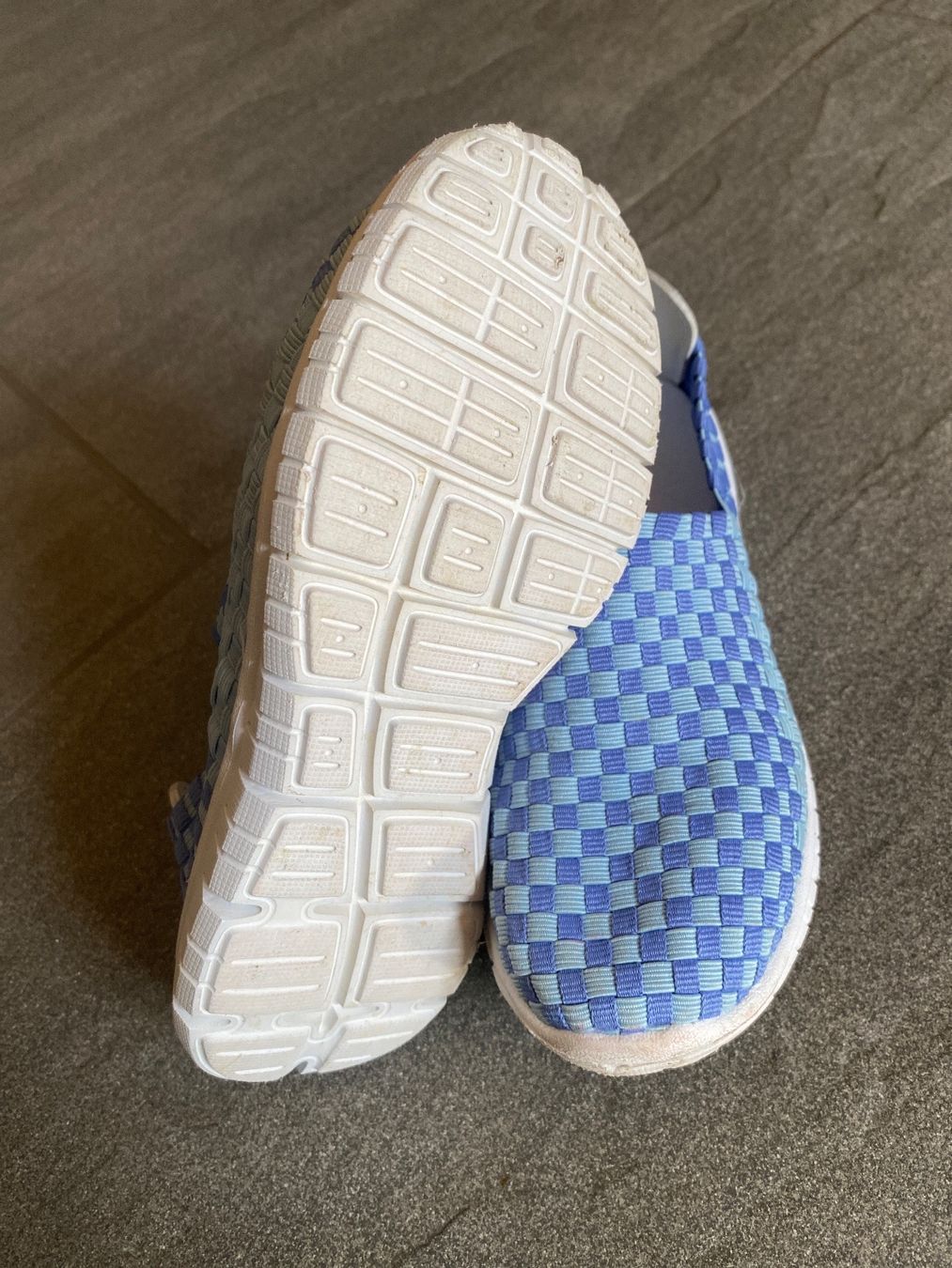 Schuhe für Jungen: Coole Sommerschuhe Gr. 32 – Gebraucht aus Frauenkappelen von leola1973 2