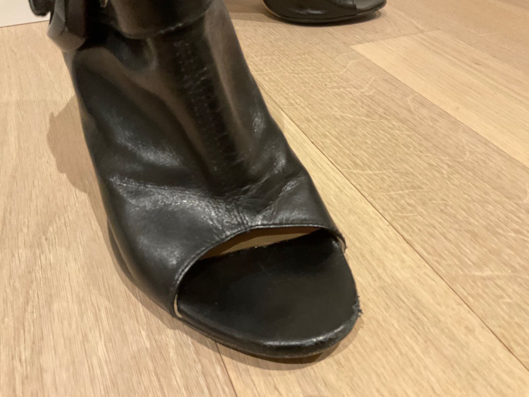 Scarpe da donna: Leder Stiefellete sehr super Gr 38 – Usato da Bellikon venduto da MellonCollieMitTwint 3