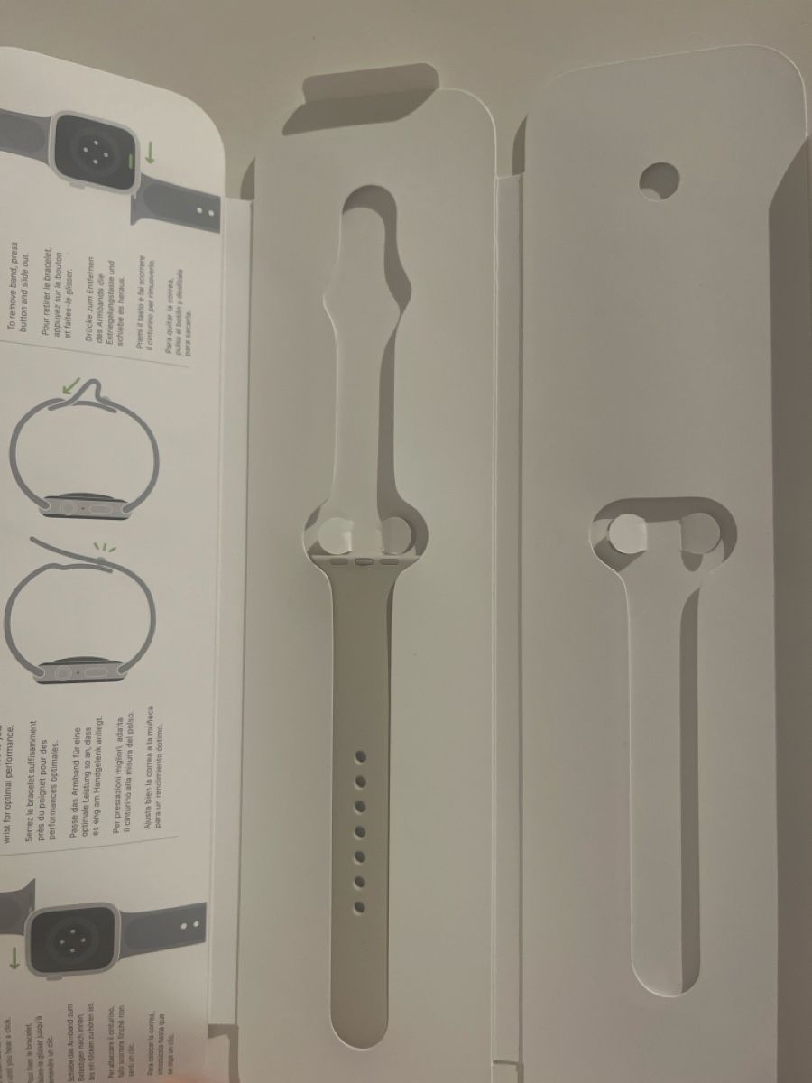 Apple Smartwatch: Apple Watch – Neu (gemäss Beschreibung) aus Ennenda von mir_bx27 2