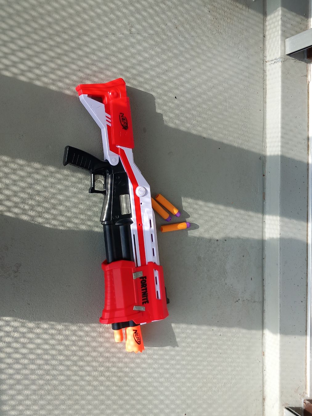 Nerf Giocattoli: Nerf fortnite shotgun – Usato da Bazenheid venduto da galoppo02
