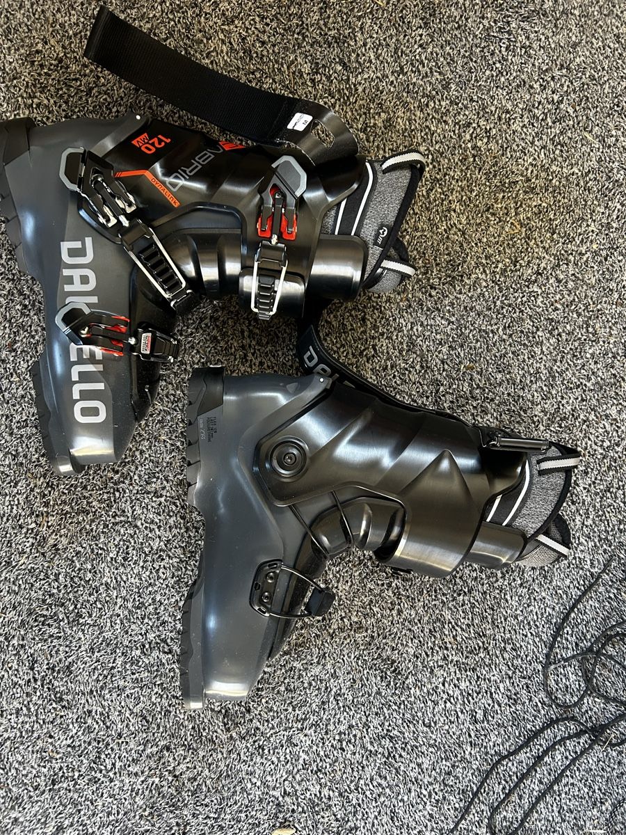 Scarpe da uomo: dalbello cabrio 120 mv – Nuovo (secondo la descrizione) da Aarau Rohr venduto da smoky21