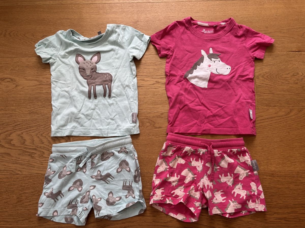 Sigikid Pyjamas & Ähnliches: 2 Sigikid Pyjamas Gr. 98 – Gebraucht aus Adliswil von L.Lau