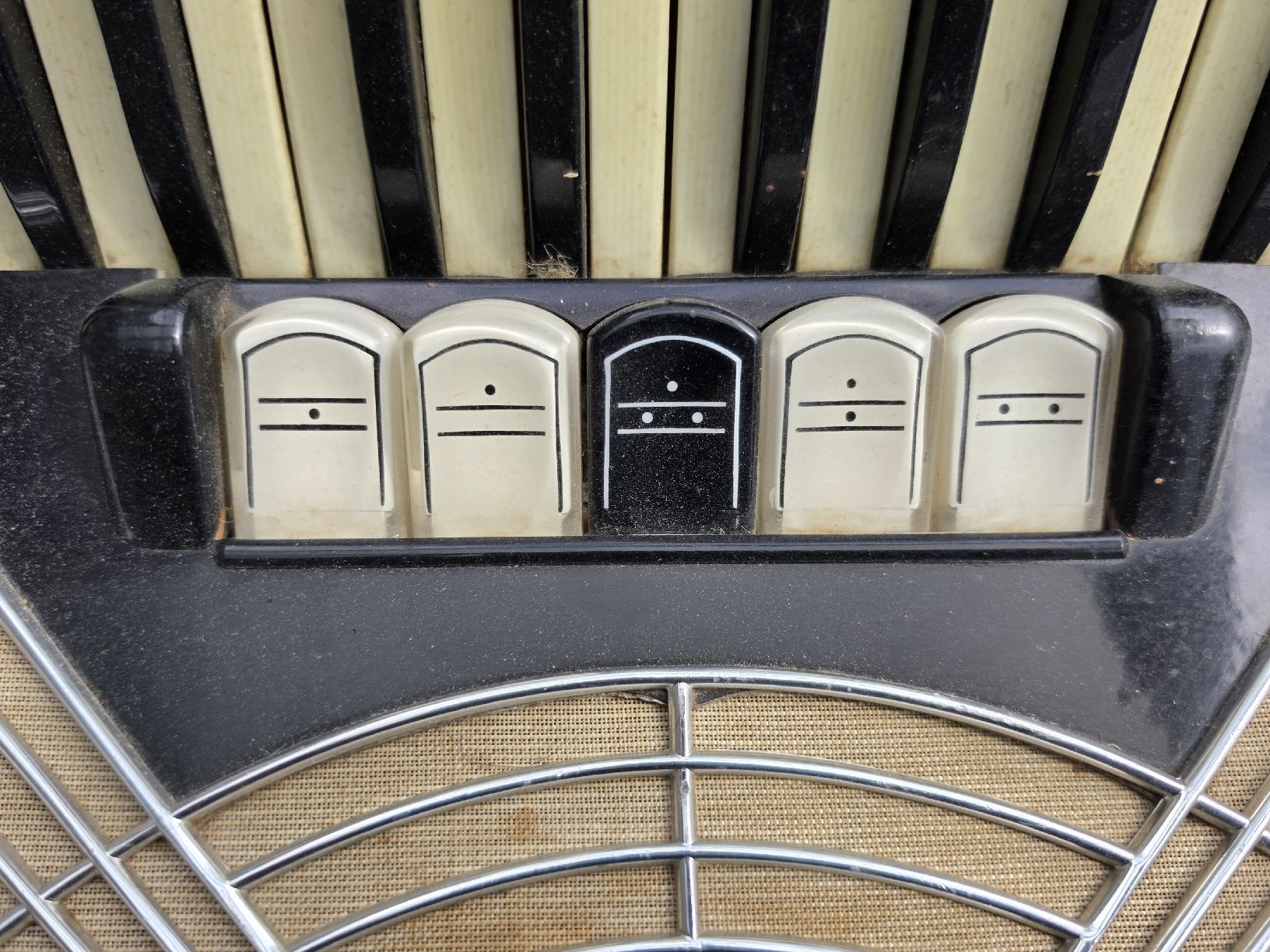 Hohner Strumenti musicali: Akkordeon HOHNER VERDI II gebraucht – Usato da Mettlen venduto da elios0888 2