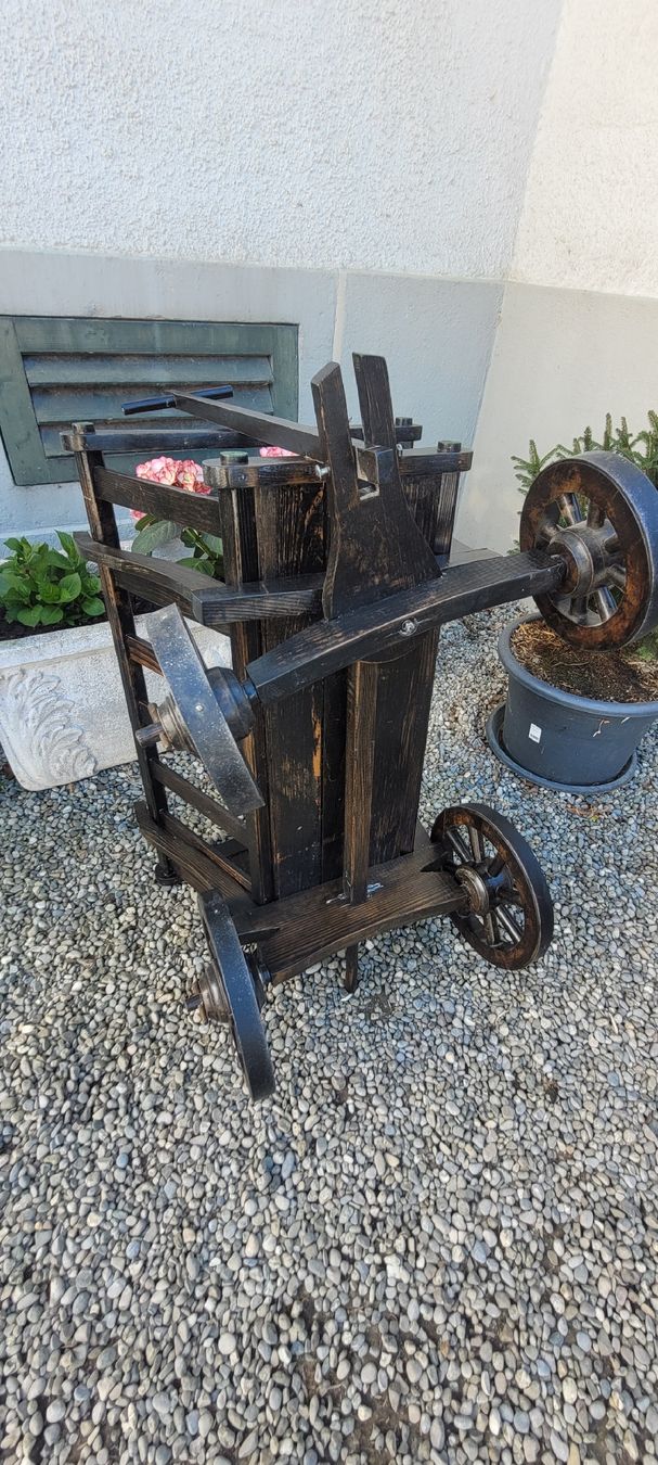 Carriole: Herziger antiker Leiterwagen, Bolerwagen – Usato da Schönholzerswilen venduto da jackdanielsy 3