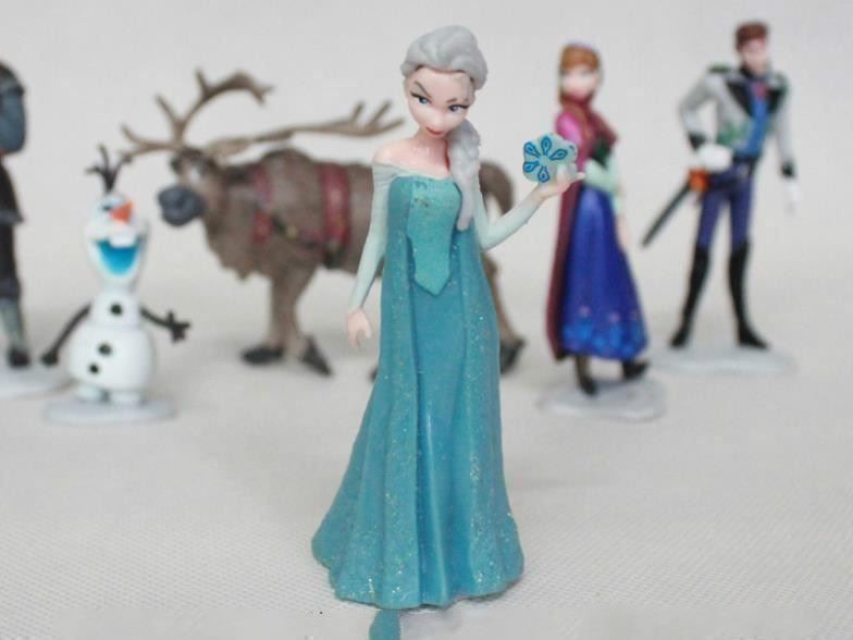 Statuette: 6 ELSA UND ANNA FIGUREN - EISKÖNIGIN – Nuovo e nell'imballaggio originale da Kriens venduto da swissgadget 6