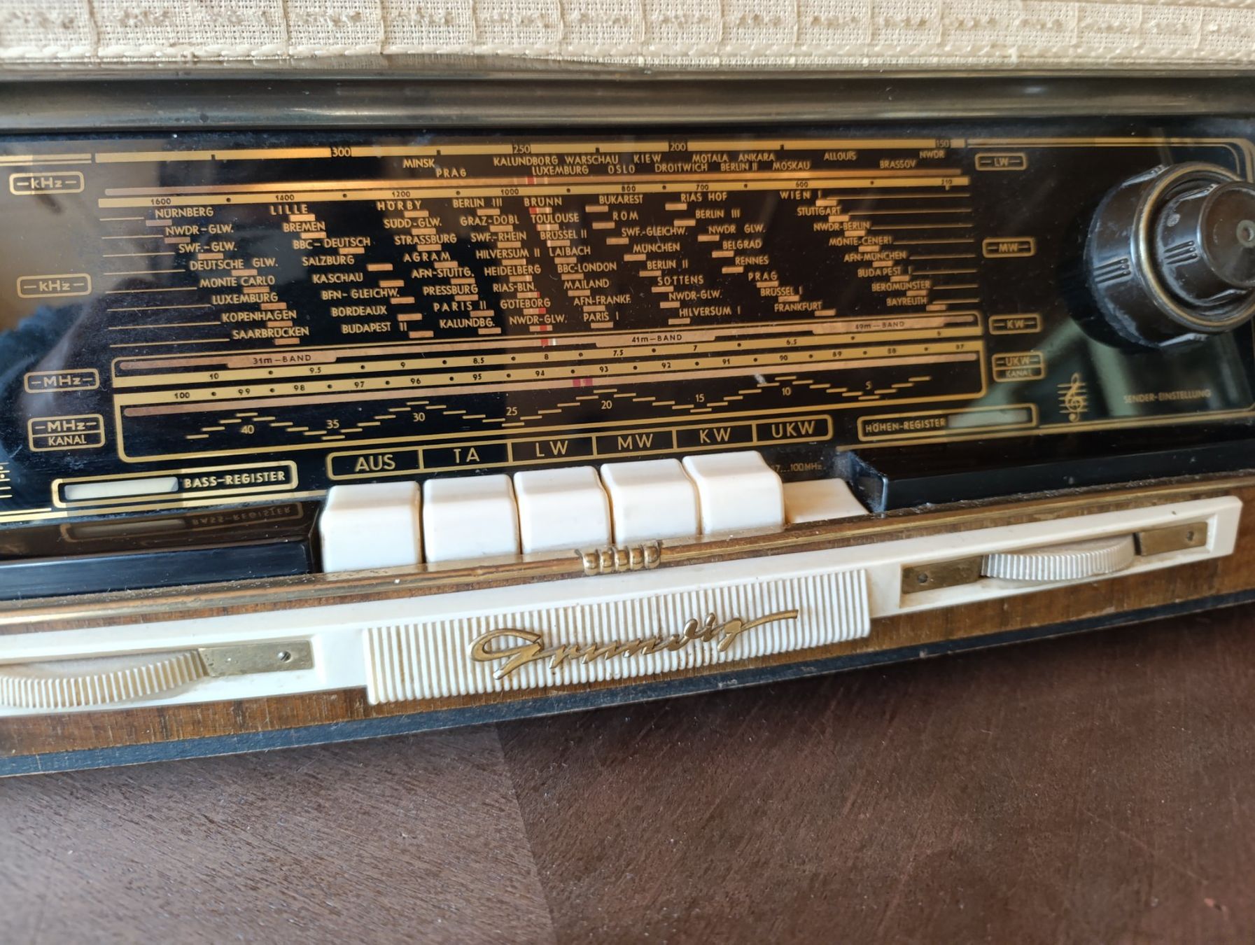Grundig Radio: Grundig Radio Type 3045W – Usato da Rüthi (Rheintal) venduto da marycsipet 5