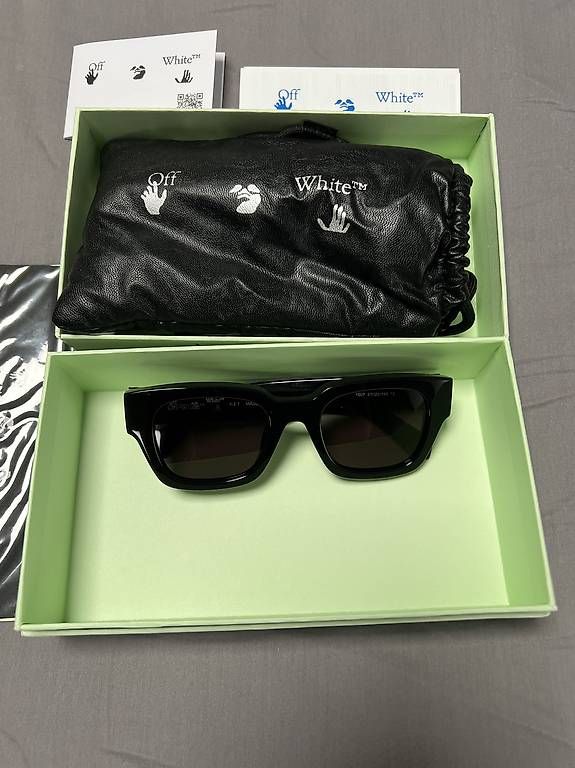 Off-White Occhiali & Lenti: Off-white Sonnenbrille – Nuovo (secondo la descrizione) da Spreitenbach venduto da R-8957 2