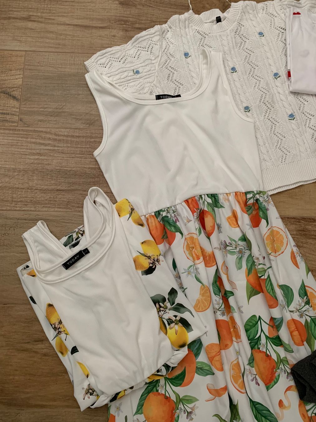 Lotti di vestiti: Kleiderpaket Gr. L 12-teilig – Usato da Enggistein venduto da THE-IGOR 1