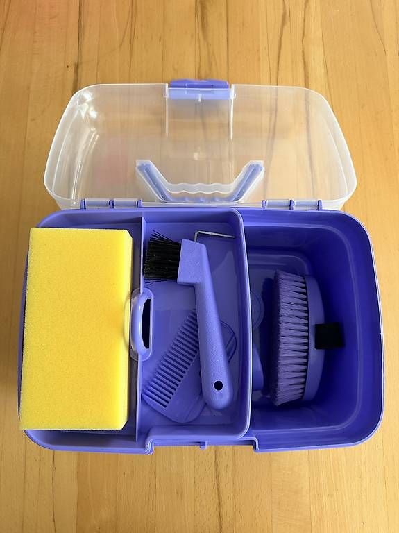 Prod. de soins et de nettoyage: Pferde-Putzbox – Neuf avec emballage d'origine à Weite par POster9476