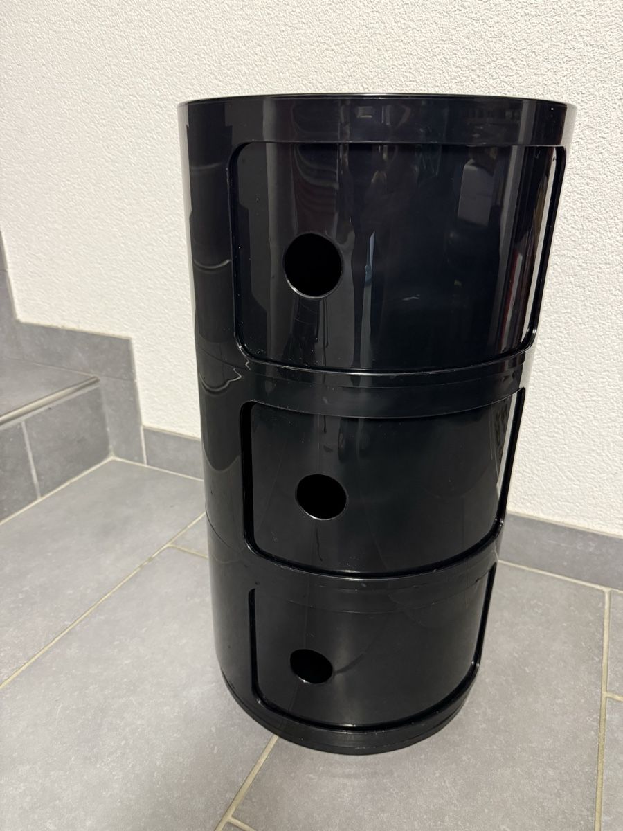 Commodes: Meuble de rangement KARTELL  – D'occasion à Les Genevez JU par fabliane 1