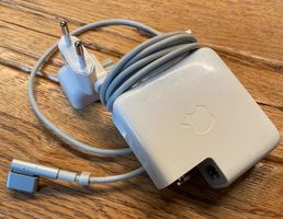 Apple orig. Magsafe Power Adapter 60W + Magsafe 2-Stecker