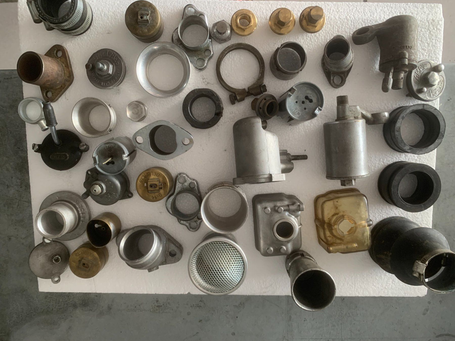 Toutes les pièces détachées moto: CARBURATORI PEZZI DIVERSI – D'occasion à Cadro par Tresoldi-Classic